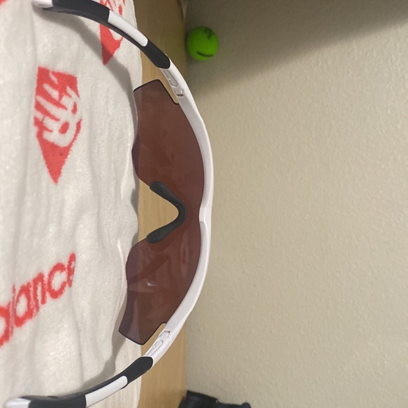 Oakley M2 - Picture 3 of 5